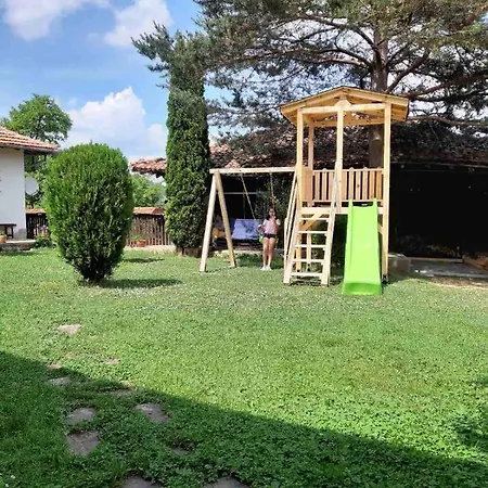 дядо петковата къща Dom wakacyjny