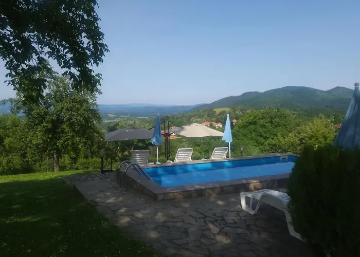 дядо петковата къща * Elena